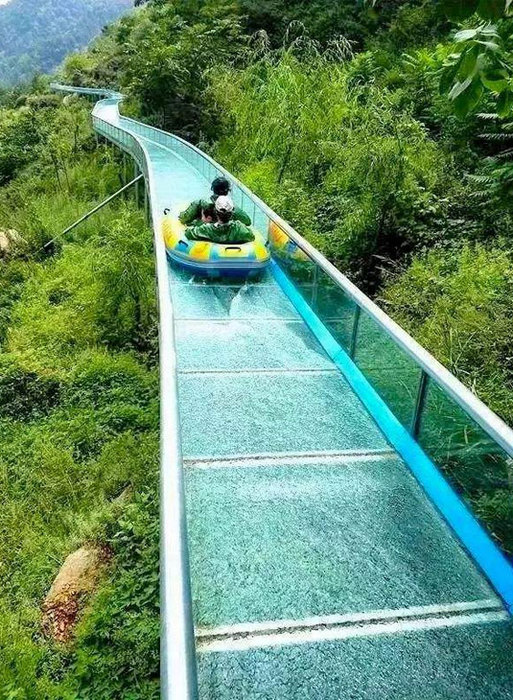 玻璃水滑道-鲁山龙驰旅游开发专业-玻璃漂流-玻璃吊桥